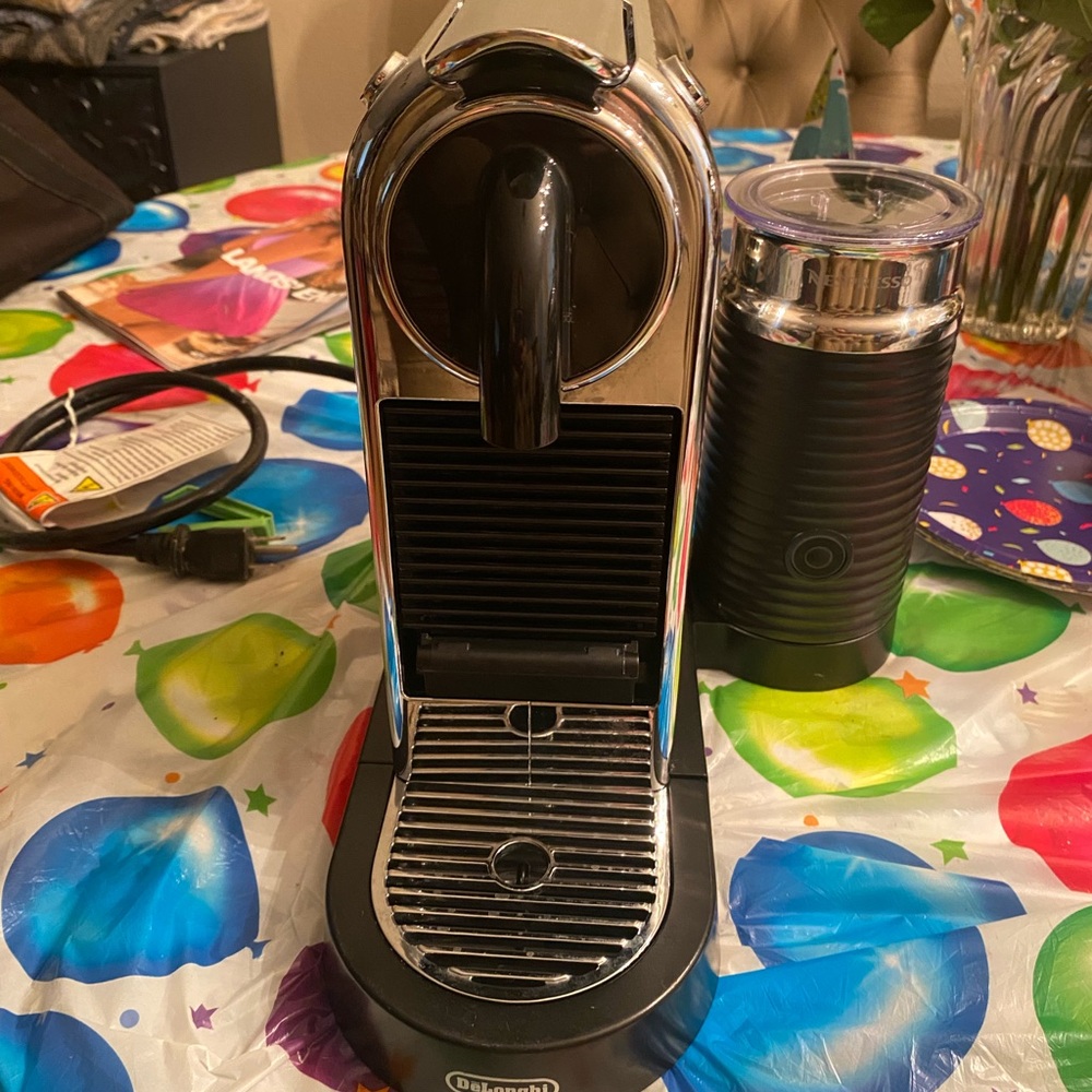 DeLonghi Silver Espresso Machine